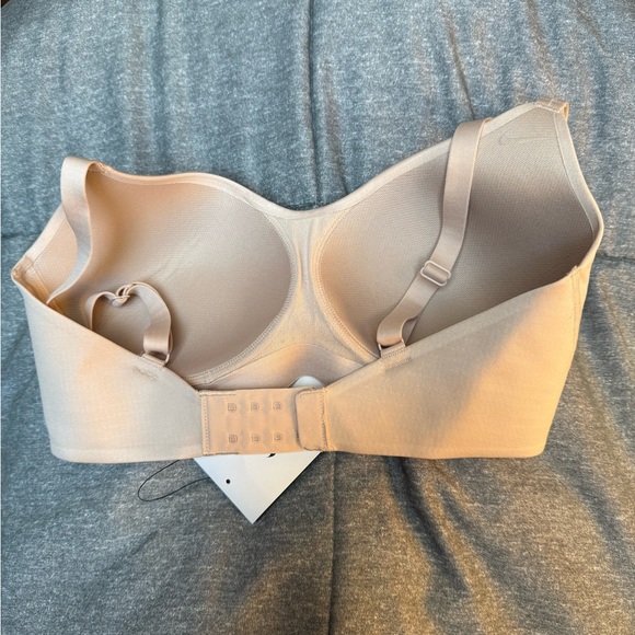 NWT Nike Alate sport bra S - Picture 4 of 8